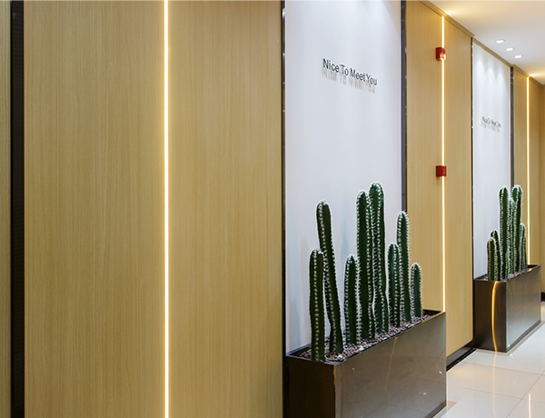 Héich Drock Laminat Panel